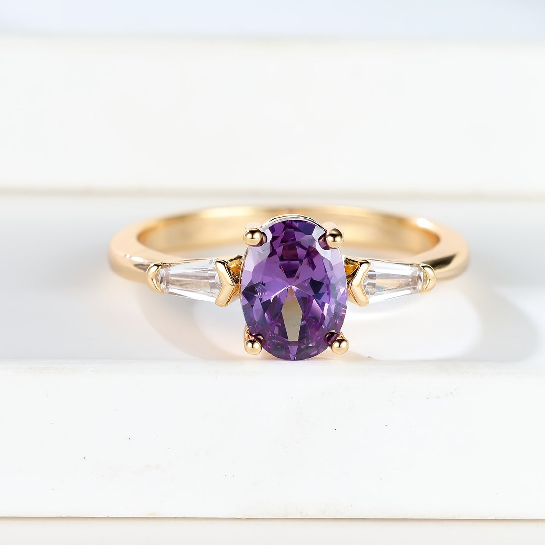 Elegant Amethyst Oval Cut Gold Ring